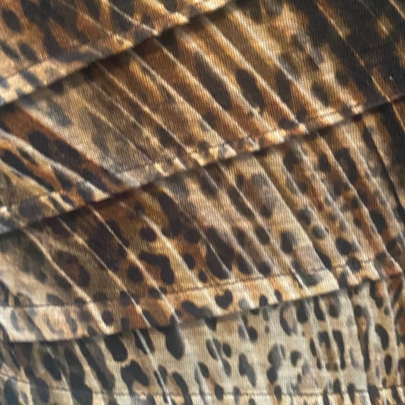 CARLISLE leopard print mock neck long long sleeve - Picture 6 of 10